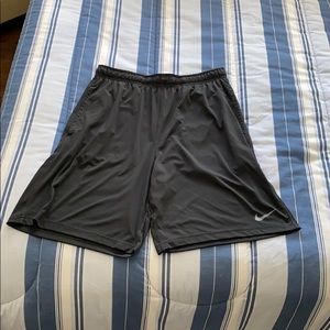 Nike Dry Fit Athletic shorts for men size large